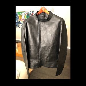 Gucci Fine Black Leather Jacket with Zippers Size 50